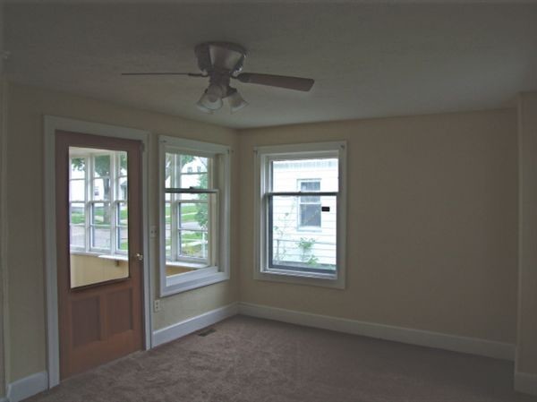 Building Photo - 32 Colfax St NE