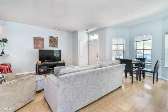 Foto del edificio - 1 br, 1 bath Condo - 41 W Lincoln St