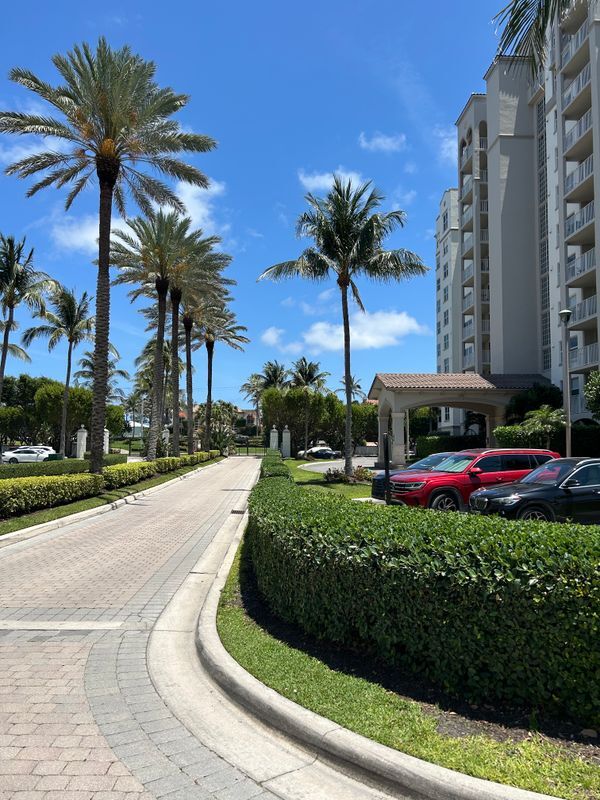 Foto del edificio - 3606 S Ocean Blvd