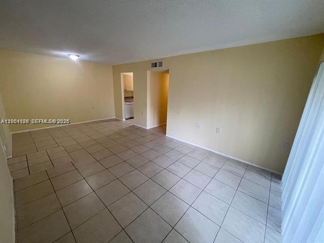 Foto del edificio - 1186 Lake Terry Dr