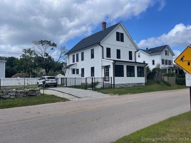 Primary Photo - 216 N Main St