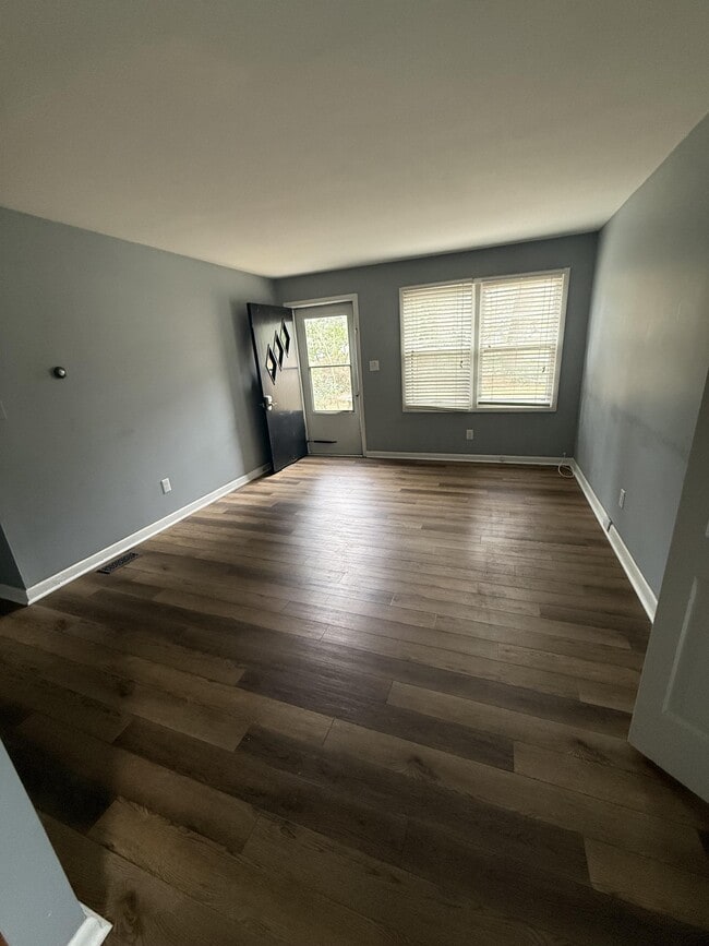 Building Photo - 515 Madison Ave