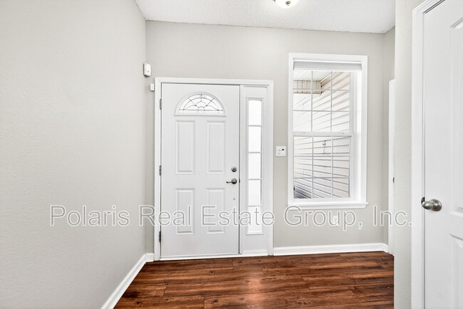 Foto del edificio - 3696 White Cliff Way