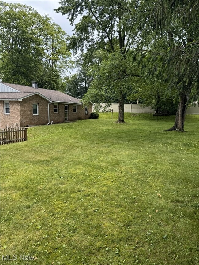 Building Photo - 80 Mary Ann Ln