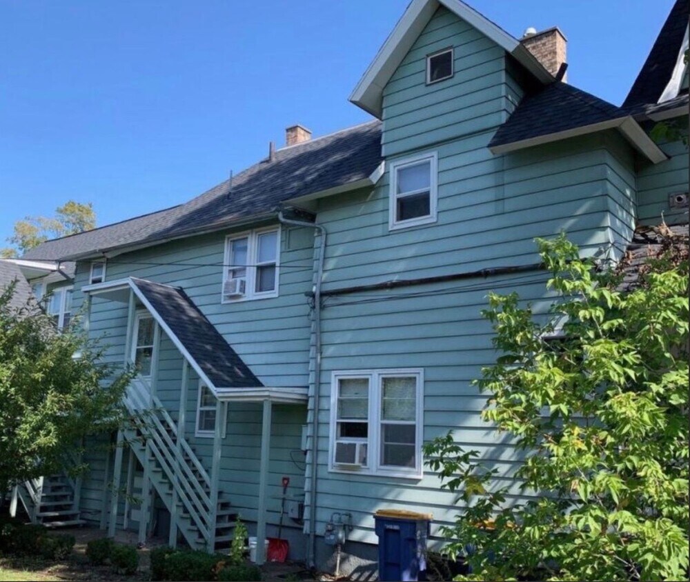 Building Photo - 1 bed/1 bath in Heritage Hill ( first floor)