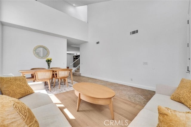 Foto del edificio - 7059 Monaco Pkwy