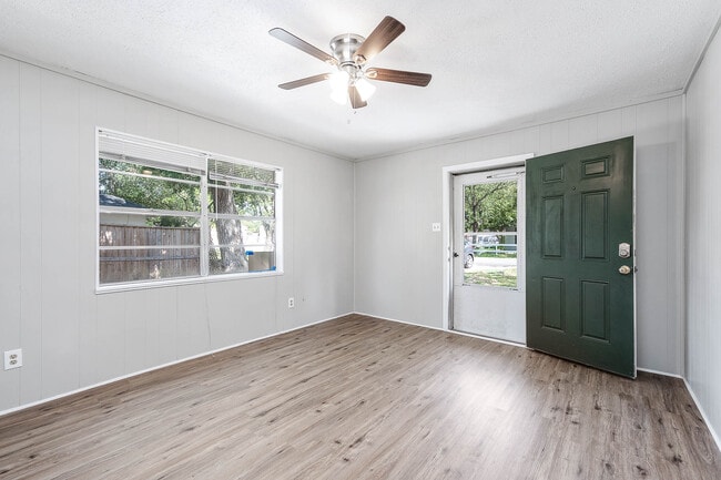 Living Room - 4111 Victoria Ave