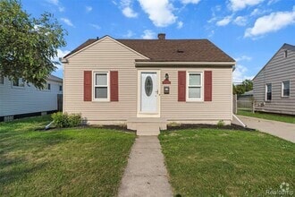 Building Photo - 24696 Wilmot Ave