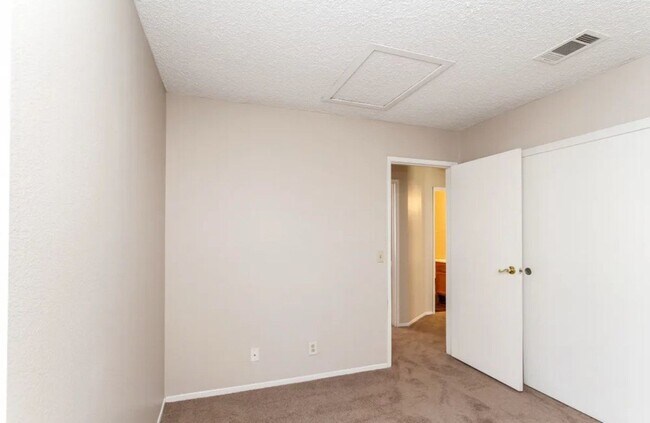 Foto del edificio - 32428 Giverny Ct