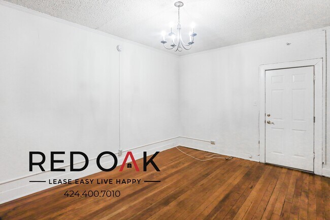 Building Photo - 532 S Coronado St