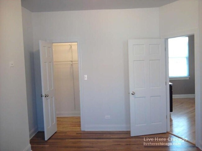 Foto del edificio - 4100 W Addison St