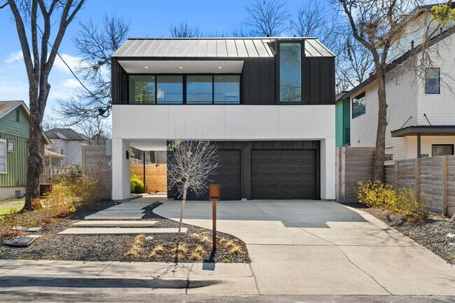 Foto del edificio - 2903 E 14th St