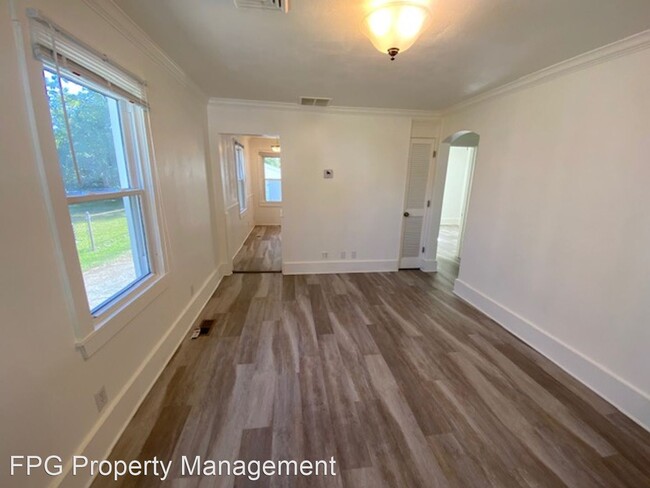 Building Photo - 2 br, 1 bath House - 1020 Camden Ave