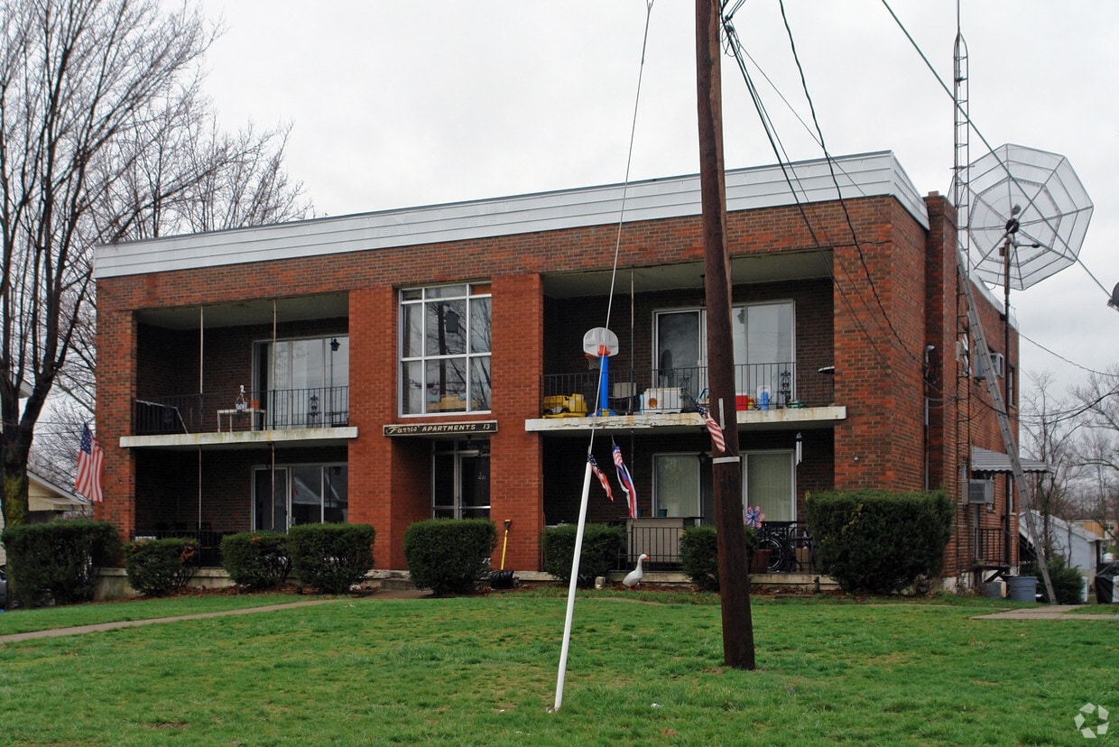 Building Photo - Farris Apartments
