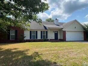 Building Photo - 111 Castleridge Dr