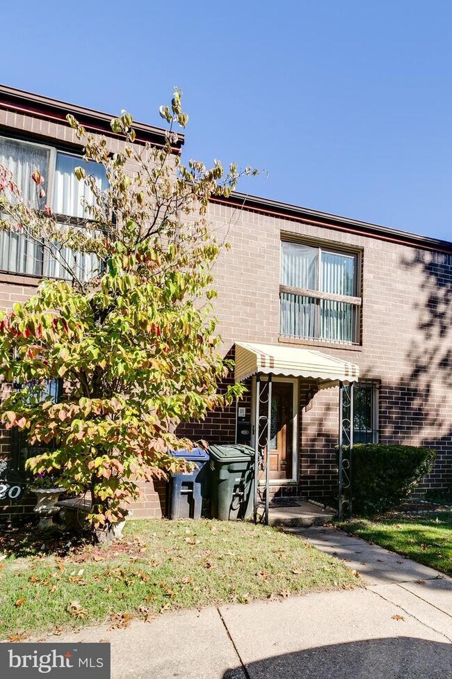 Building Photo - 822 Wheeler Hill Dr SE