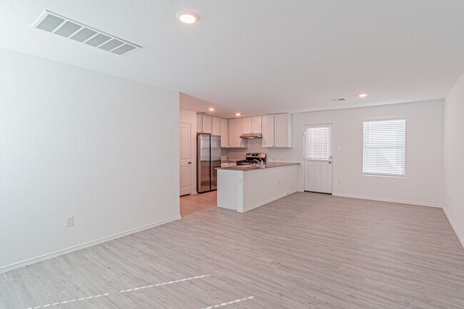 Foto del edificio - 7703 Chancery Gate