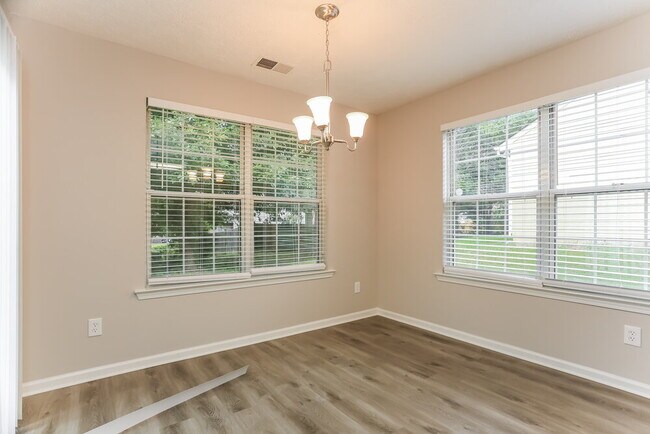 Foto del edificio - 6265 New Magnolia Pl