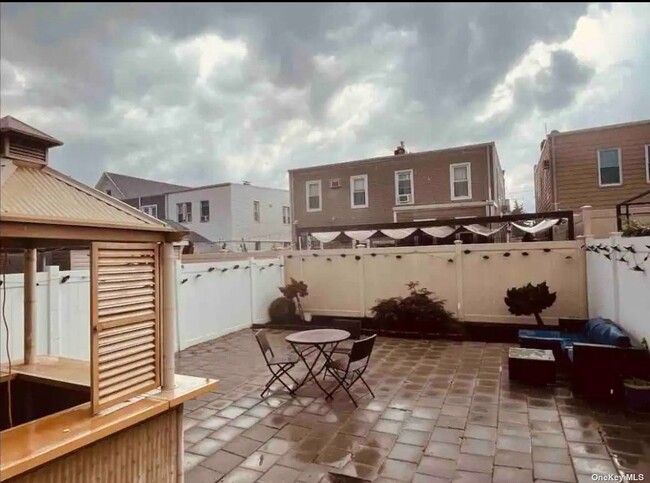 Foto del edificio - 103-38 104th St