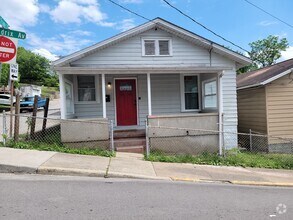 Building Photo - 920 Hendrix Ave
