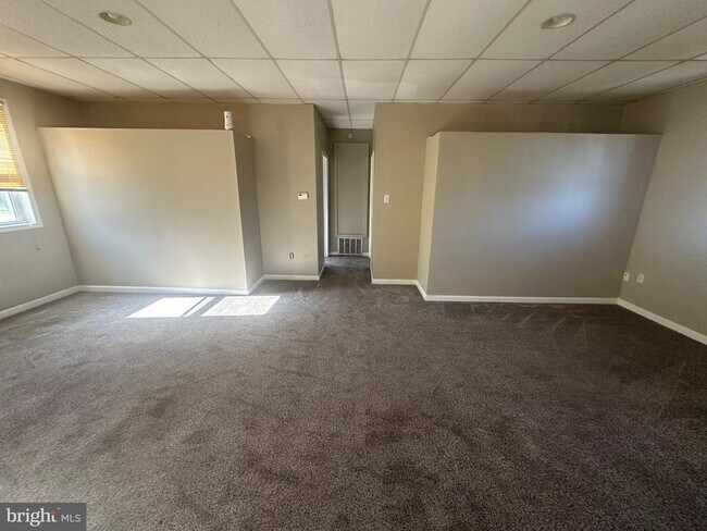 Foto del edificio - 2669 N Sherman St