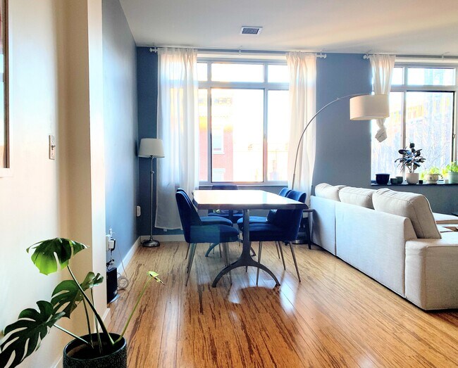 Dining Area - 25 McWilliams Pl