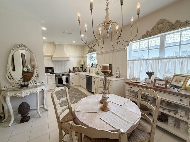 Foto del edificio - 11563 Briarwood Cir