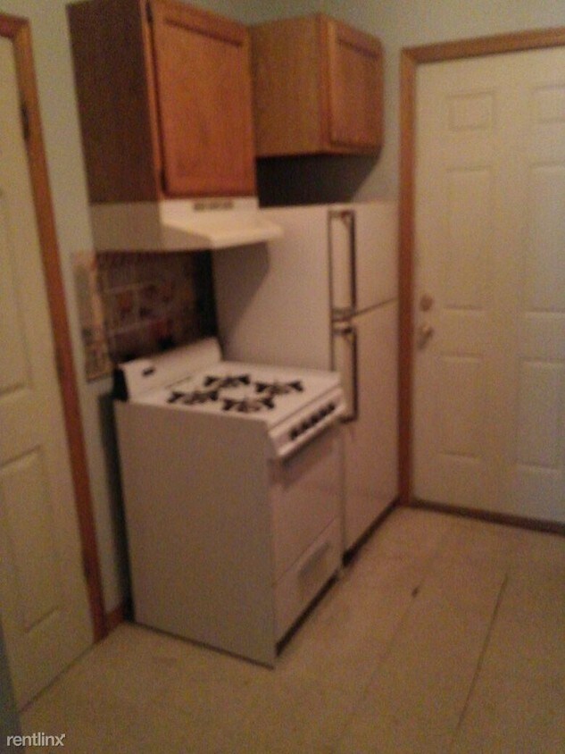 Building Photo - Studio, 1 bath  - 1120 Forbes St Apt 2