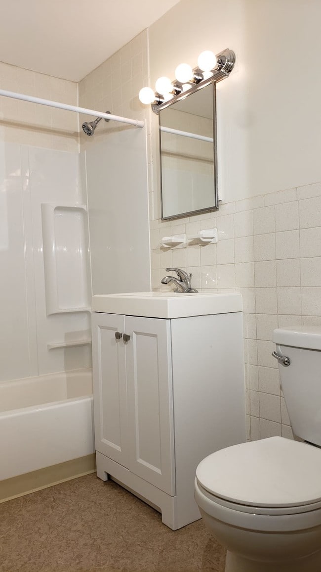 Longhill Gardens Apartments Southampton, MA