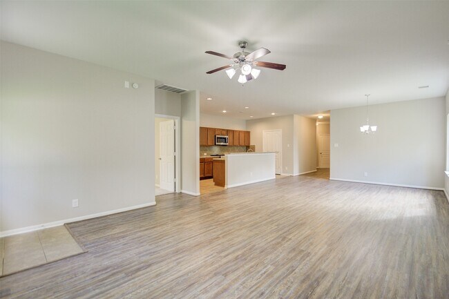Foto del edificio - 6026 Burnet Bend Ave
