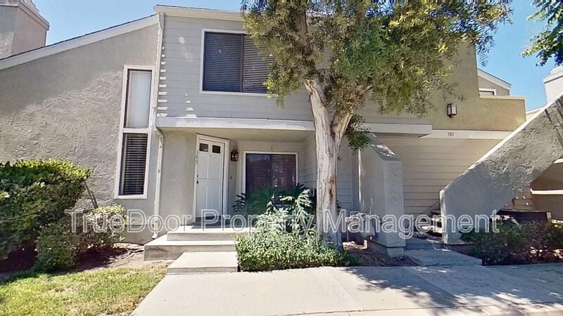 Primary Photo - 389 Deerfield Ave