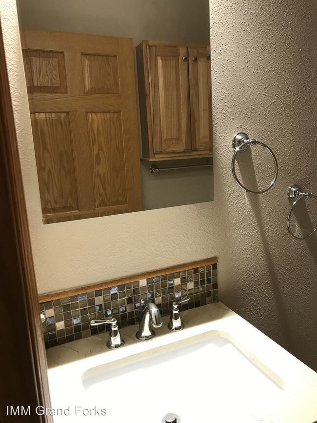 Foto del edificio - 822 Cottonwood St