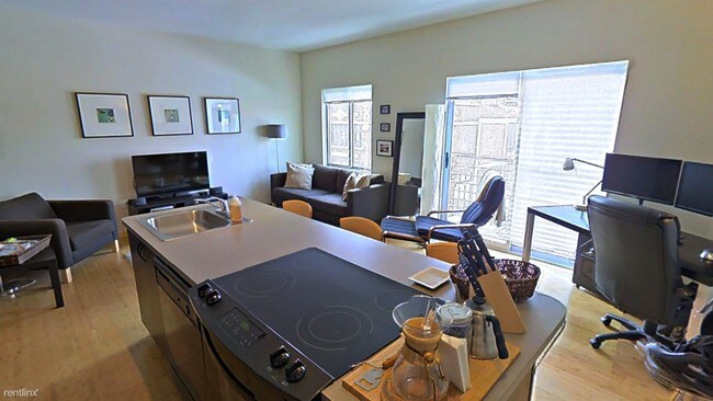 Foto del edificio - 4240 Cass Ave