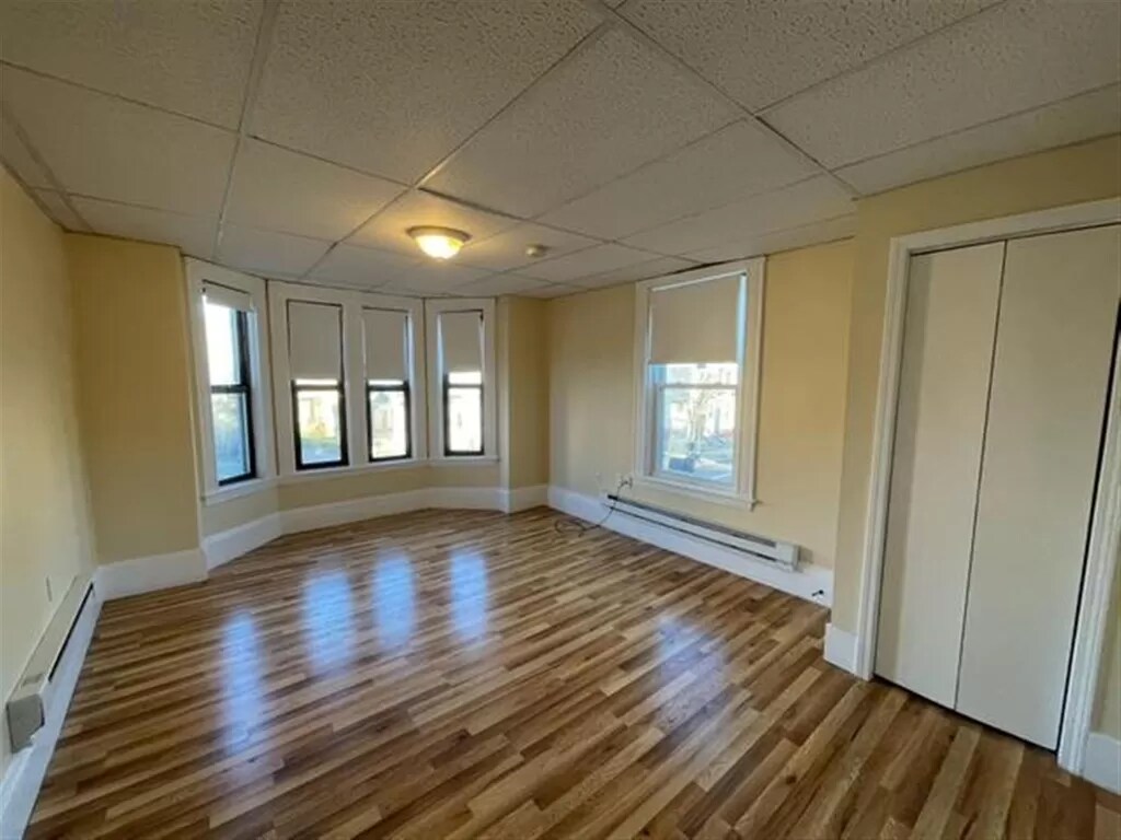 176 School St Unit 4, Somerville, MA 02145 Apartments 176 School St