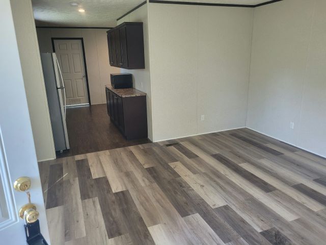 Building Photo - 84 Bel-Aire Dr