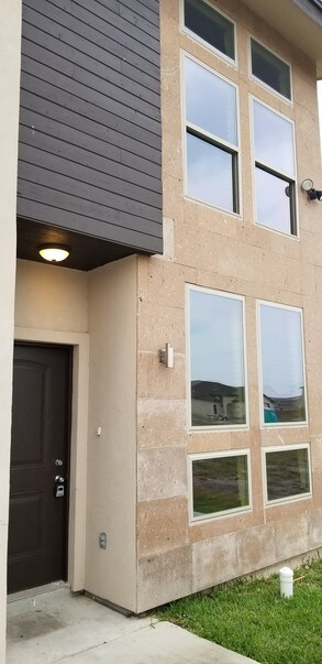 3705 Menchaca Court Brownsville TX 78526 Townhome Rentals in 3705 Menchaca Court Brownsville TX 78526 Townhome Rentals in