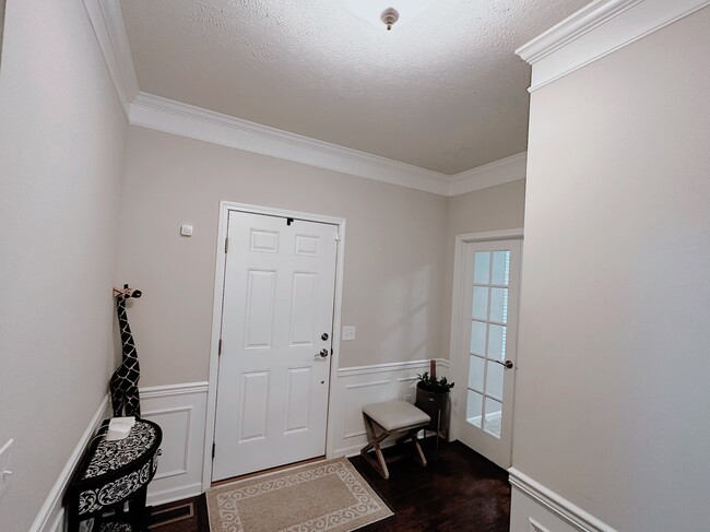 Building Photo - 96 Garnett Cir