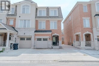Building Photo - 15 Fusilier Dr