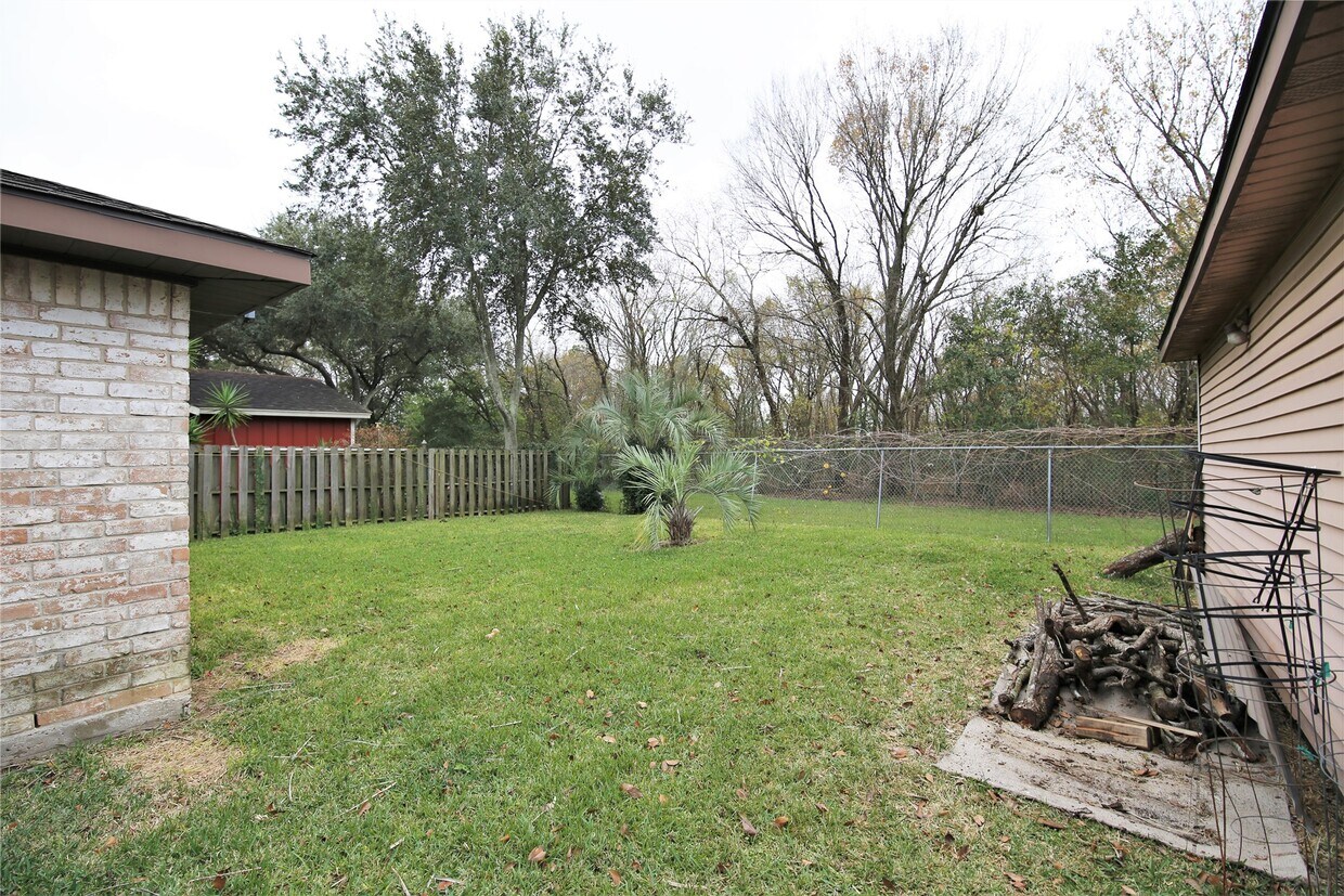 Foto del edificio - 11918 Kirkway Dr