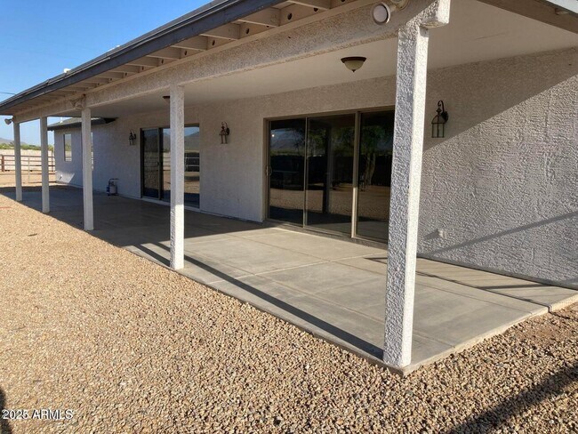 Foto del edificio - 38030 N 23rd Ave