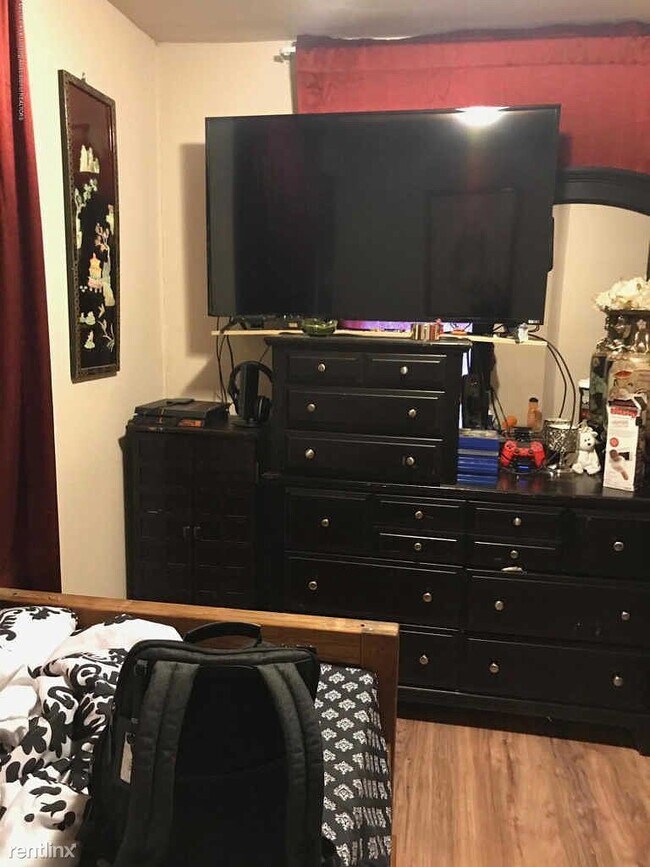 Foto del edificio - 2 br, 1 bath House - 712 S Hayford Ave