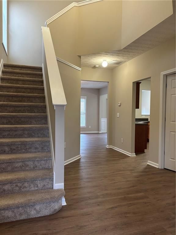 Building Photo - 303 Barberry Pl