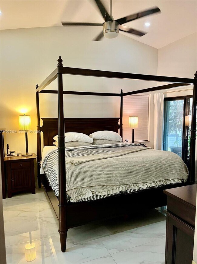 Foto del edificio - 6201 Portsmouth Ln