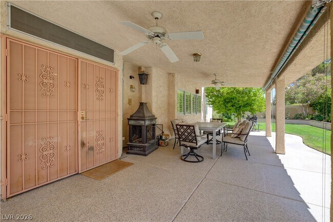 Foto del edificio - 7613 Hackensack Ct