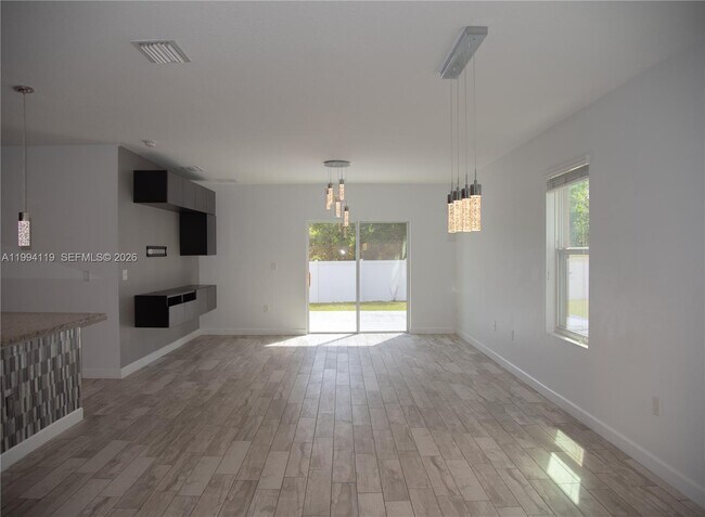 Foto del edificio - 105 Lacewing Pl