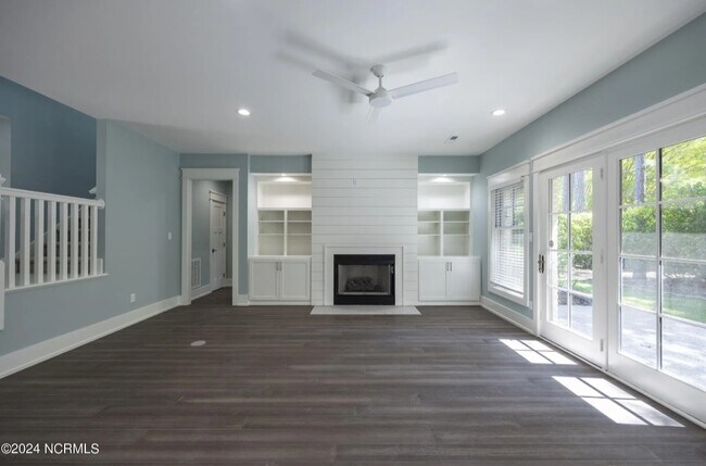 Foto del edificio - 7110 Saybrook Dr