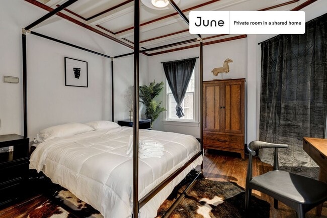 Private bedroom in 7 bed/3.5 bath Home - Private bedroom in 7 bed/3.5 bath Home
