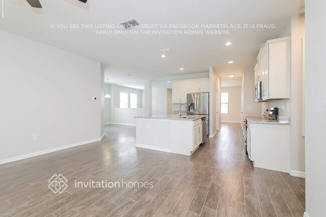 Building Photo - 5166 Sassari Ave