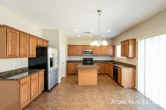 Foto del edificio - 1118 E Desert Springs Way