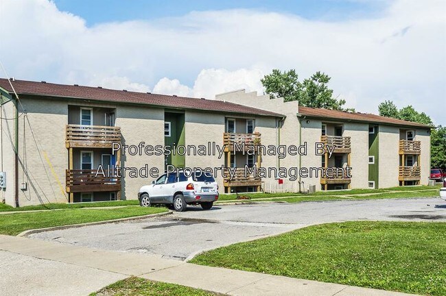 Building Photo - 1760 McCullough Dr